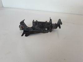Renault Clio IV Supporto pompa ABS 478407227R