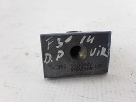 BMW 3 F30 F35 F31 Cerniera superiore della portiera anteriore 7246066