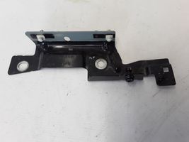 Renault Captur Supporto di montaggio del parafango 631235481R