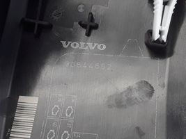 Volvo V60 Skrzynka bezpieczników / Komplet 30644652
