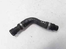 Volvo C70 Tuyau de liquide de refroidissement moteur 8653795