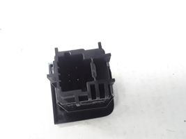 Renault Kadjar Hazard light switch 252900624R