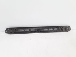 Volvo V60 Fixation de radiateur 31368100