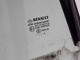 Renault Megane III Aizmugurējais virsbūves sānu stikls 833060014R