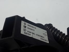 Opel Vivaro Педаль сцепления 465033911R