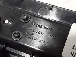 Volvo S90, V90 Etuoven kynnyksen suojalista 31377617