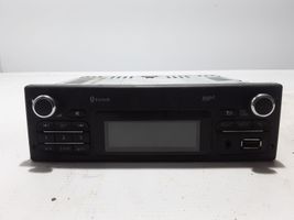 Mercedes-Benz Citan W415 Radio/CD/DVD/GPS-pääyksikkö 281154063R