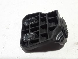 Renault Megane IV Fixation de radiateur 215149933R