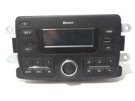 Dacia Duster II Unità principale autoradio/CD/DVD/GPS 281158126R