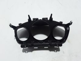 Renault Megane IV Kojelaudan kehys 682646951R