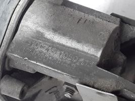 Renault Clio IV Muffler mount bracket/holder 117808010R