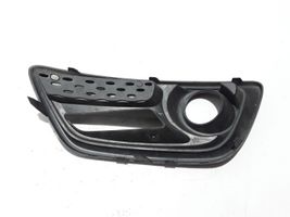 Renault Captur Etupuskurin alempi jäähdytinsäleikkö 620740754R