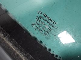 Renault Megane III Aizmugurējais virsbūves sānu stikls 833060001R