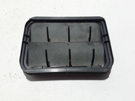 Renault Zoe Grill / Wlot powietrza błotnika przedniego 7700838358