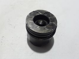 Renault Master II Piston avec bielle 7701477121