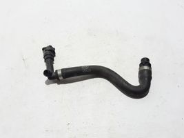 Volvo XC40 Tuyau de liquide de refroidissement moteur 32222092