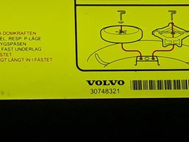 Volvo S40 Doublure de coffre arrière, tapis de sol 30748321