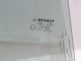 Renault Clio IV Szyba drzwi tylnych 823004494R