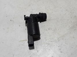 Volvo XC60 Windscreen/windshield washer pump 32274003