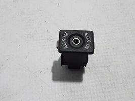 Volkswagen Caddy Câble adaptateur AUX 5M0035724