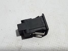 Volkswagen Caddy Câble adaptateur AUX 5M0035724