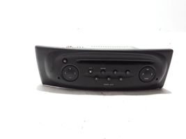 Renault Scenic I Radio/CD/DVD/GPS-pääyksikkö 8200130526