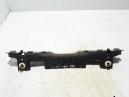 Renault Clio III Support de pare-chocs arrière 8200290035