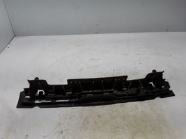 Renault Clio III Support de pare-chocs arrière 8200290035