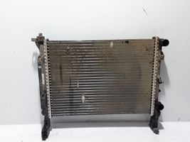 Renault Kangoo II Radiateur de refroidissement 8200418328