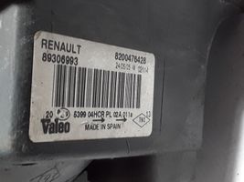 Renault Megane II Lampa przednia 8200476428