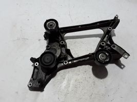 Mercedes-Benz E C207 W207 Soporte del alternador A6512011109