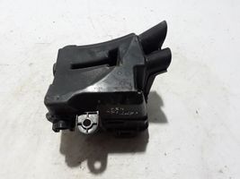 Renault Captur Boîte à fusibles 243804185R