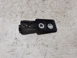 BMW 5 G30 G31 Supporto di montaggio del parafango 7440418