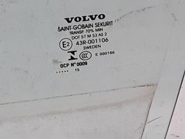 Volvo V70 Pagrindinis priekinių durų stiklas (keturdurio) 8693973