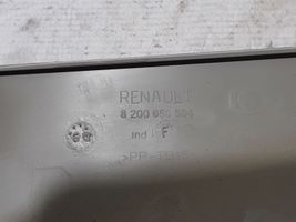 Renault Kangoo II Takaluukun/tavaratilan sivuverhoilu 8200656594