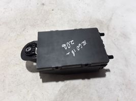 Volvo XC60 Fuse module 32209198