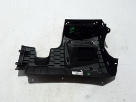 Renault Clio IV Ramka deski rozdzielczej 689217505R