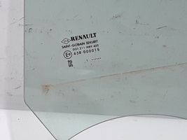 Renault Captur II Vetro del finestrino della portiera posteriore 823011908R