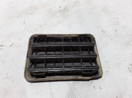 Nissan Pathfinder R51 Grill / Wlot powietrza błotnika przedniego 76804EA500