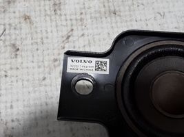 Volvo S60 Громкоговоритель (громкоговорители) высокой частоты в передних дверях 32201744