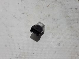 Volvo S60 Air conditioning (A/C) pressure sensor 32138713