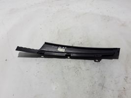 Volvo S60 Rivestimento modanatura del vetro della portiera anteriore 32257389