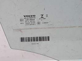 Volvo XC40 Szyba drzwi przednich 32244798