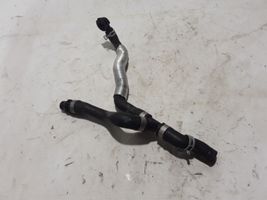 Volvo S60 Tuyau de liquide de refroidissement moteur 31465025