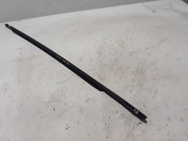 Volvo S60 Moulures des vitres de la porte avant 32274408