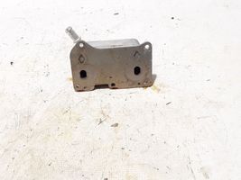 Volvo XC60 Oil filter mounting bracket 31439996