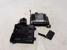 Renault Laguna III Komputer / Sterownik ECU i komplet kluczy 