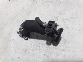 Smart ForFour II W453 Tuyau de raccordement solide EGR A2810900737