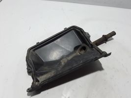 Renault Trafic III (X82) Rivestimento del tergicristallo 668634247R