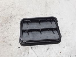 Peugeot 208 Grill / Wlot powietrza błotnika przedniego 9675506980